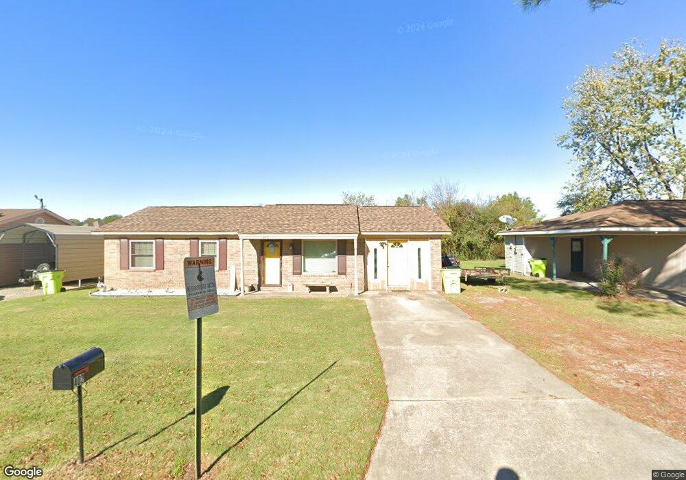 402 W Taft St, Stuttgart, AR 72160 - photo 1