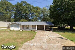 112 Devalda Dr, Duck Hill, MS 38925