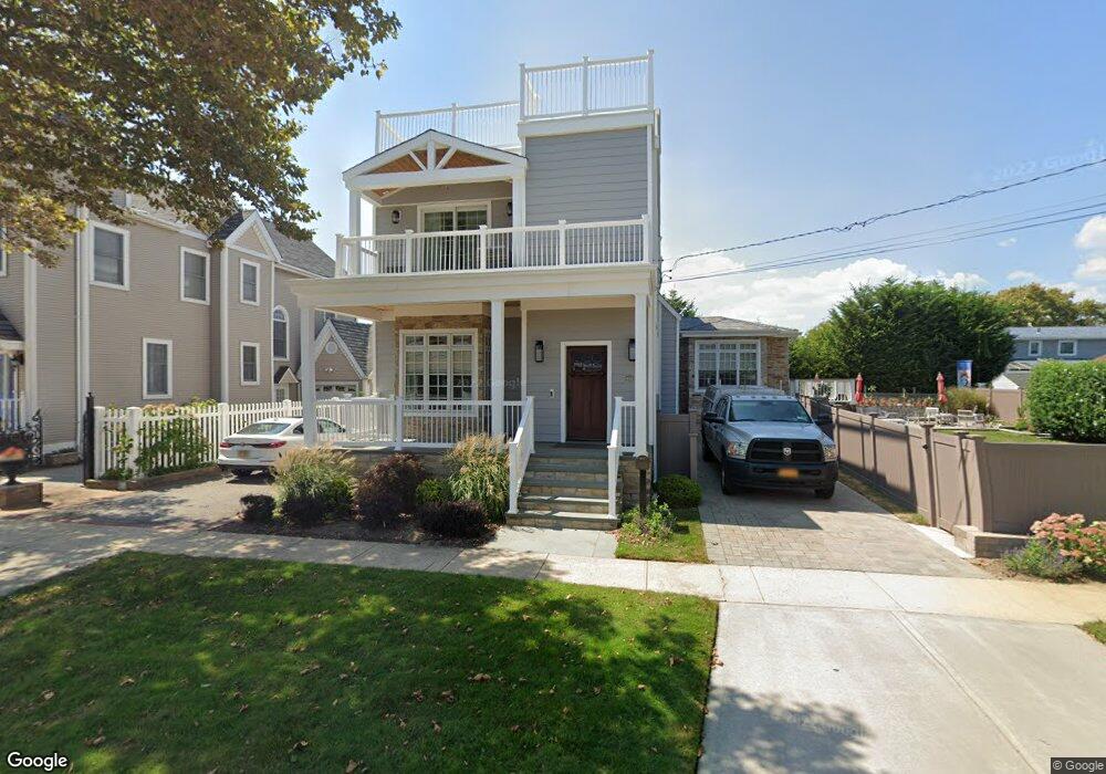 57 Dutchess Blvd, Atlantic Beach, NY 11509 - photo 1
