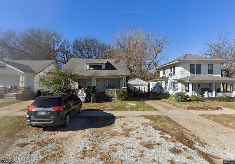 922 N Okmulgee Ave, Okmulgee, OK 74447 - photo 1