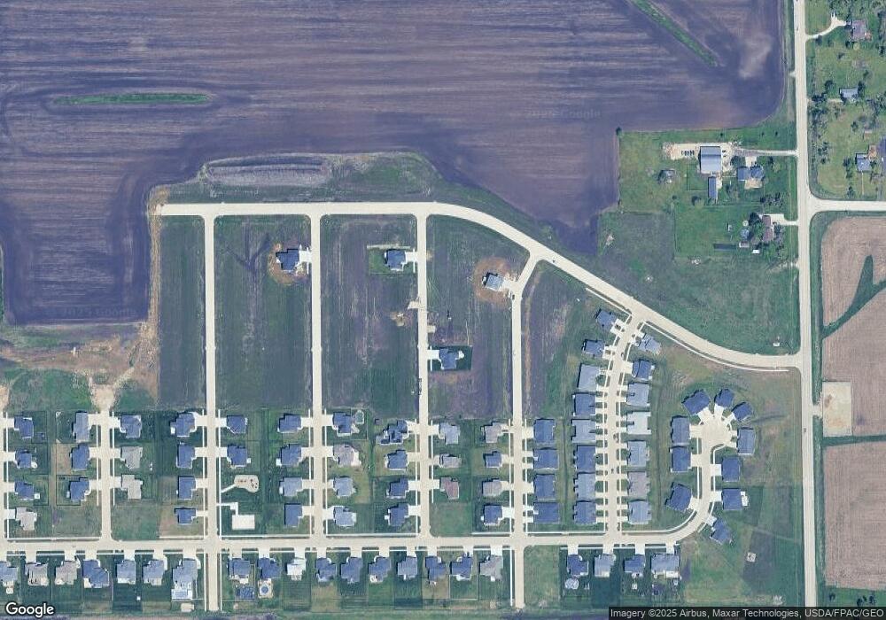 1518 Cardinal Dr, Fairfax, IA 52228 - photo 1