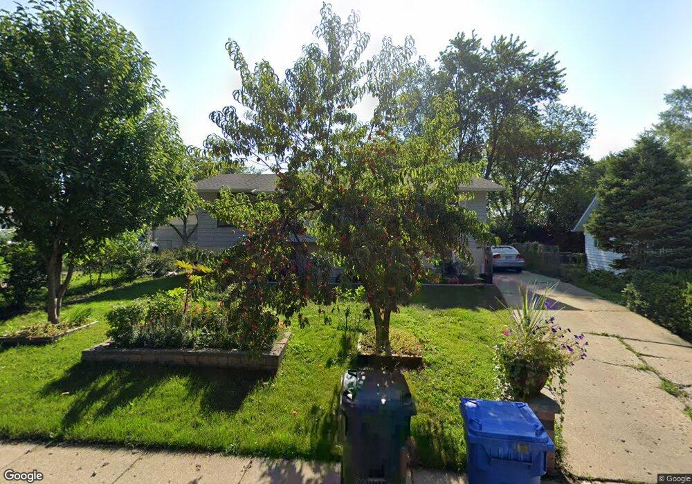 116 Toro Cir, Carpentersville, IL 60110 - photo 1