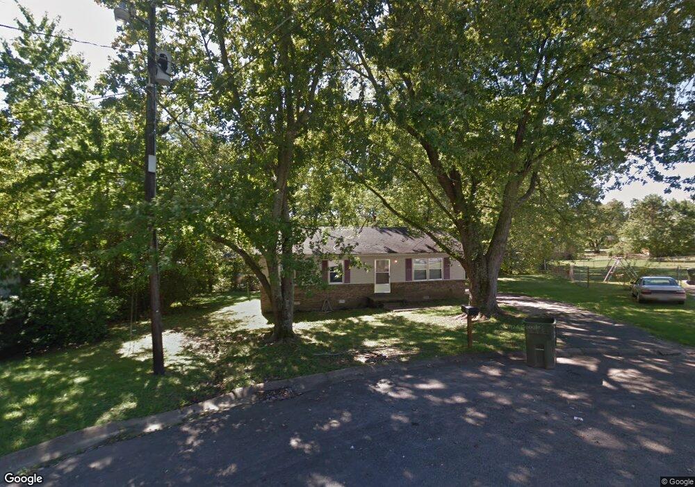 1404 Larch Place, Hopkinsville, KY 42240 - photo 1