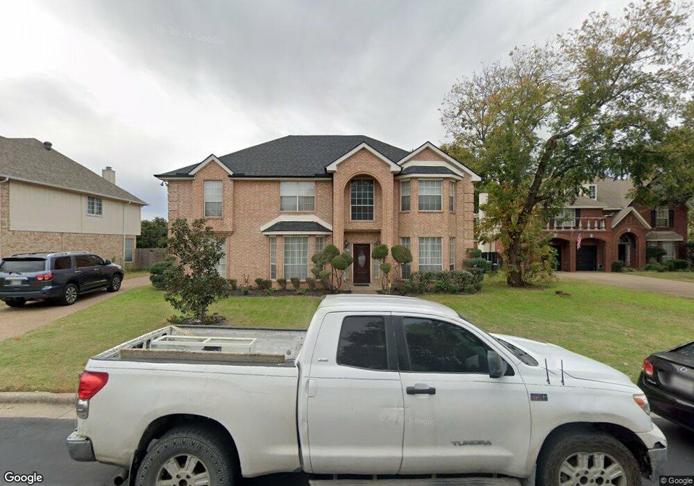 821 Tradonna Ln, Hurst, TX 76054 - photo 1