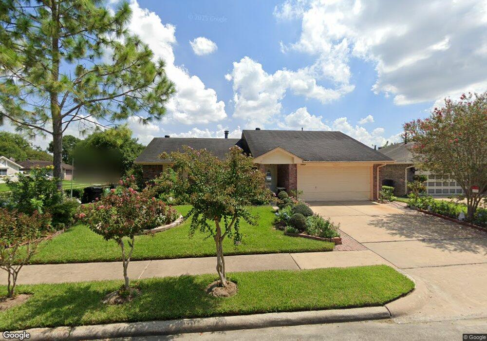 10907 Covered Bridge St, Houston, TX 77075 - photo 1