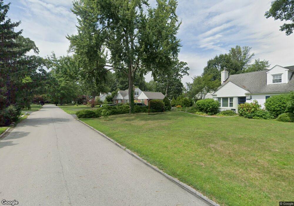 107 Wellington Dr, Wallingford, PA 19086 - photo 1