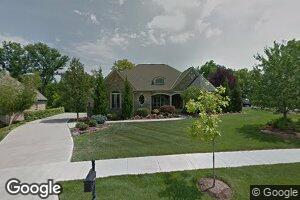 5 Saint Edmunds Place Dr, Cincinnati, OH 45246