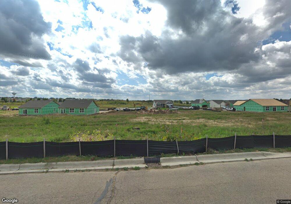 2081 Magenta Ln, Algonquin, IL 60102 - photo 1