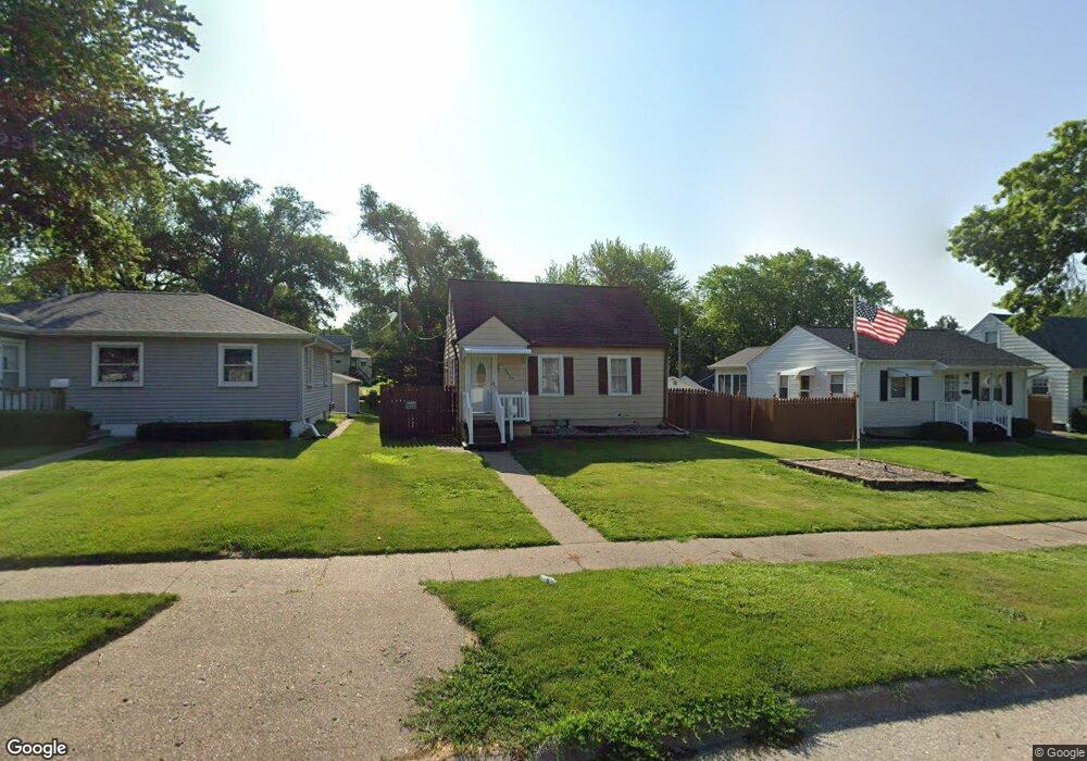 3417 N Sturdevant St, Davenport, IA 52806 - photo 1