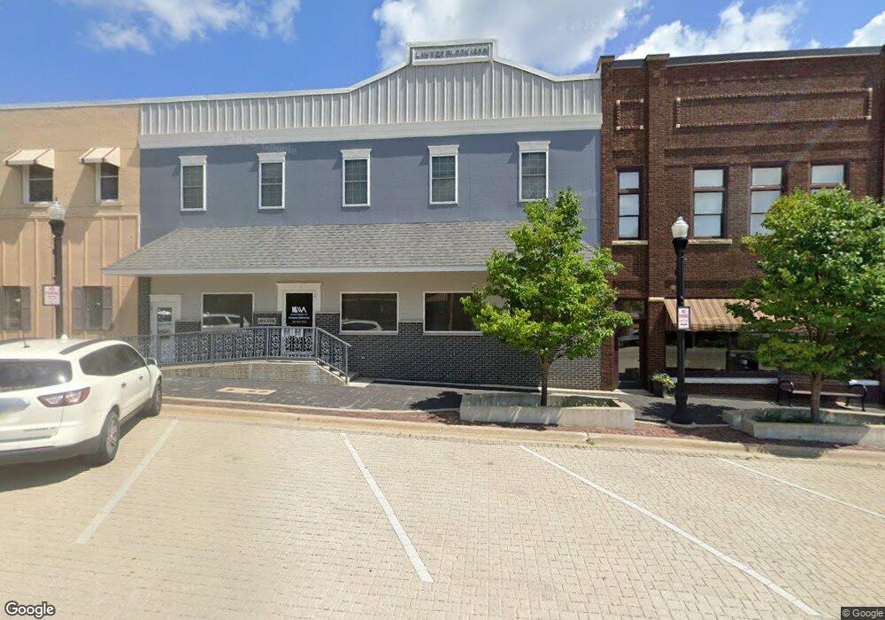 129 S Vine St, West Union, IA 52175 - photo 1