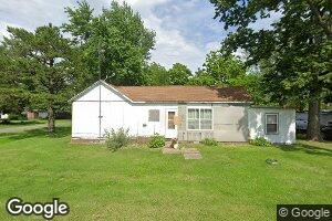 214 N 5th St, New Douglas, IL 62074