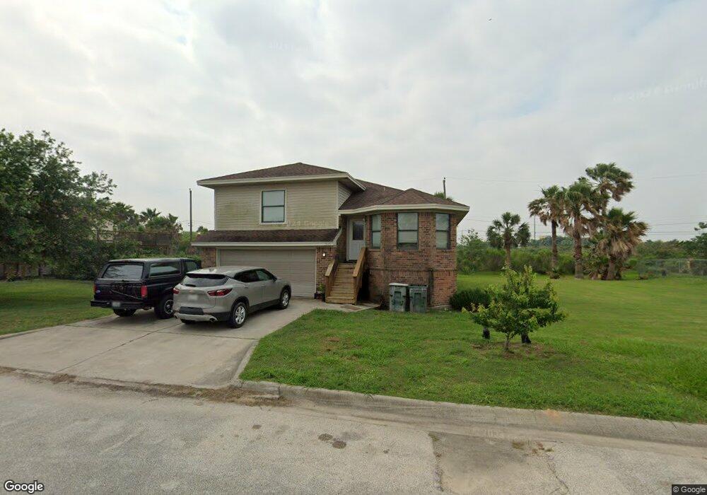 7925 Pruitt Dr, Galveston, TX 77554 - photo 1