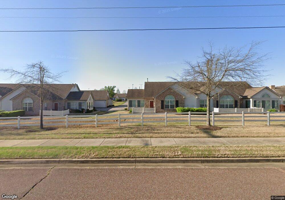 8783 Parkview Oaks Cir unit 51, Olive Branch, MS 38654 - photo 1