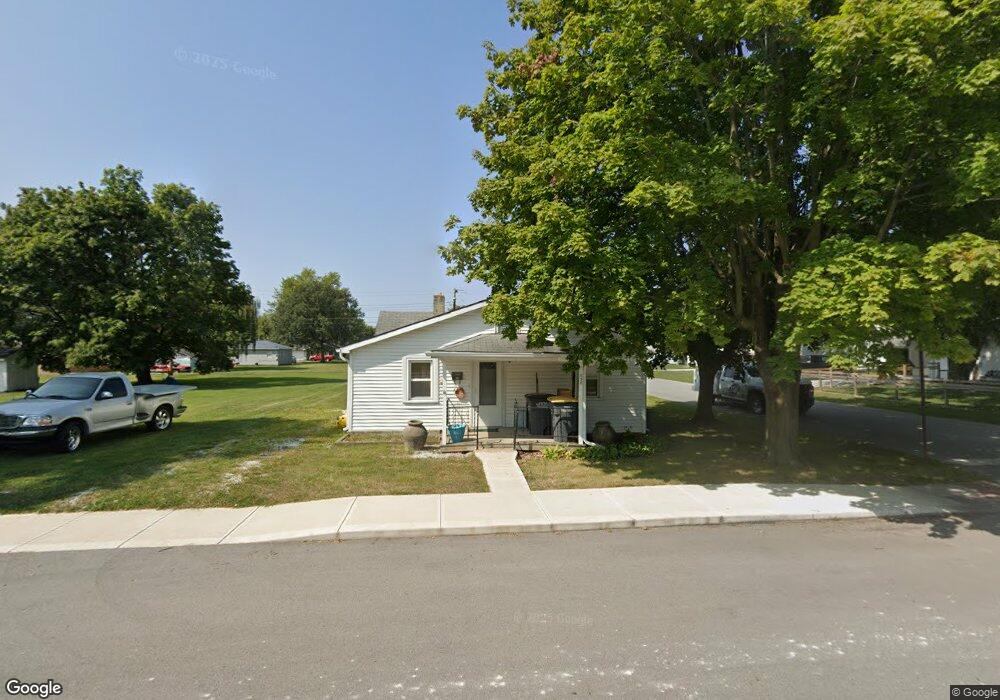 838 Maple St, Tipton, IN 46072 - photo 1