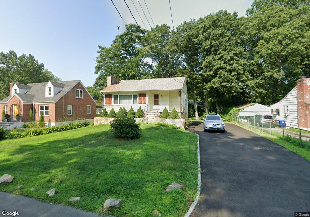 1685 Chopsey Hill Rd, Bridgeport, CT 06606 - photo 1