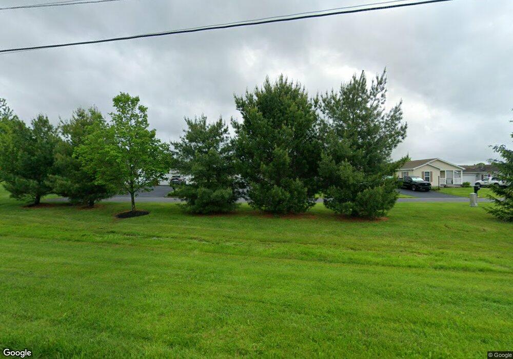 105 Nuthatch Ct W, Bechtelsville, PA 19505 - photo 1