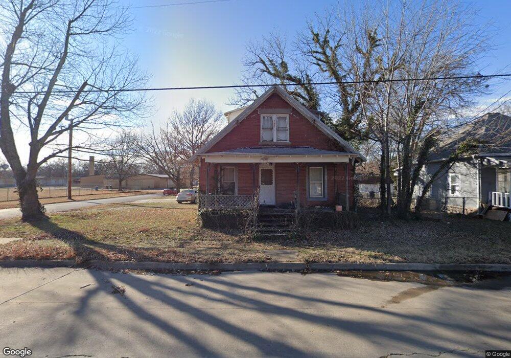 600 N 26th St, Parsons, KS 67357 - photo 1