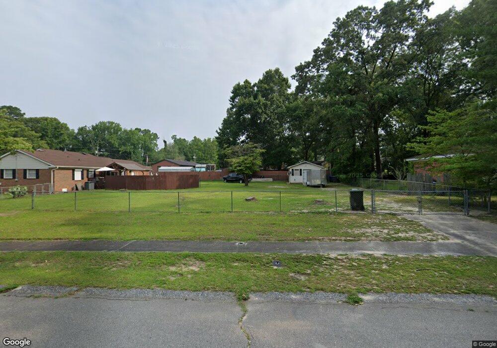 743 Burgoyne Dr, Fayetteville, NC 28314 - photo 1