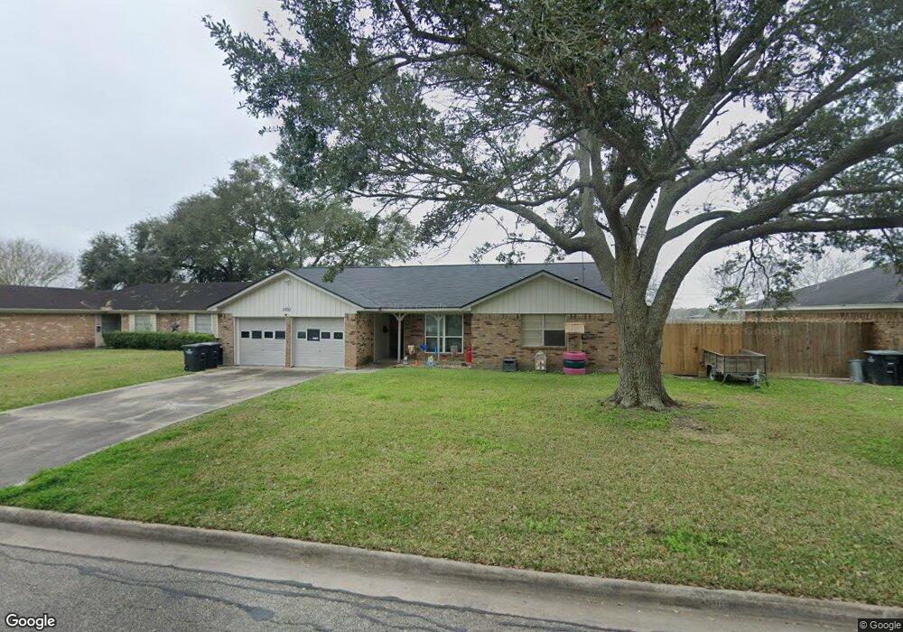 1903 Coffee St, Alvin, TX 77511 - photo 1