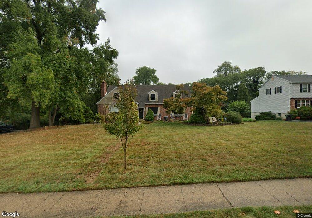 27 Radnor Dr, Newtown Square, PA 19073 - photo 1