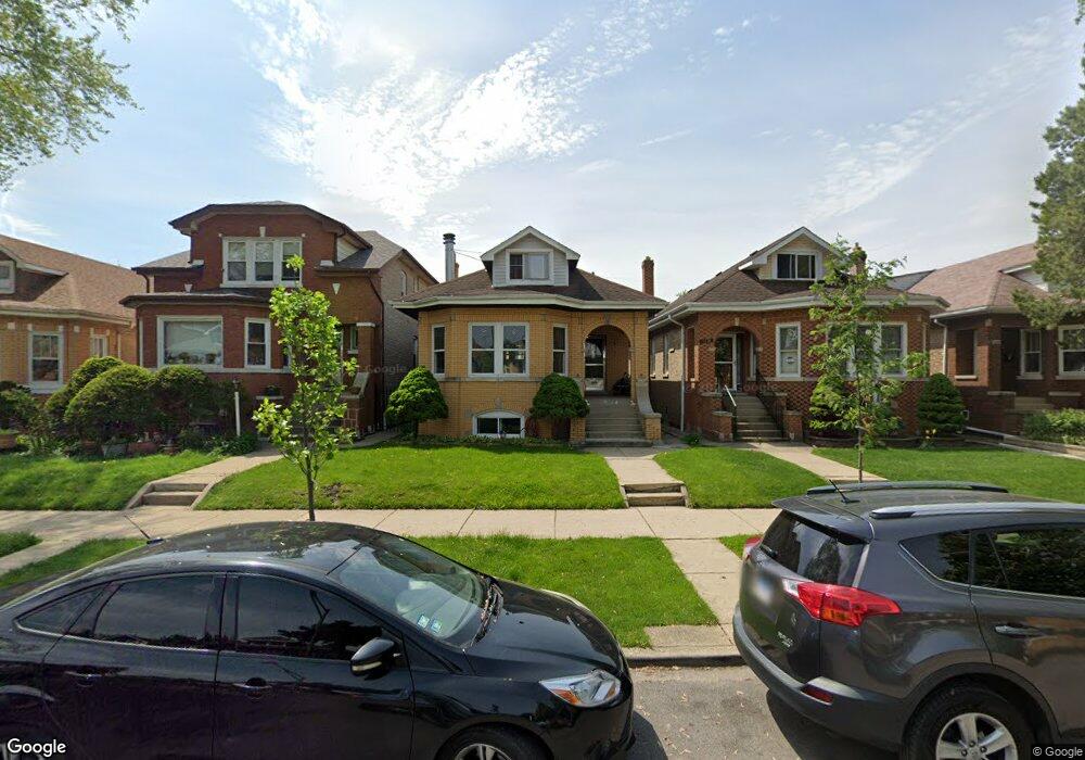 5227 W Oakdale Ave, Chicago, IL 60641 - photo 1