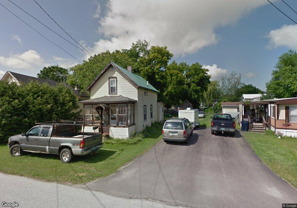 12 Pine St unit 4179040, Swanton, VT 05488 - photo 1