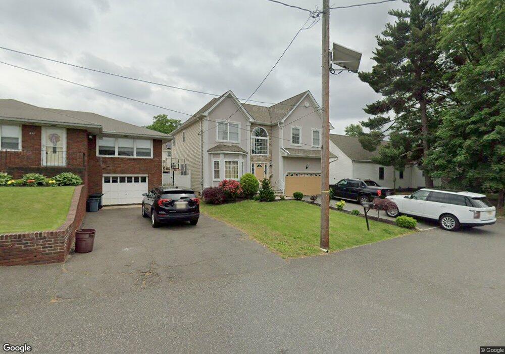 Sold $855,000 • Co-Listing Agent