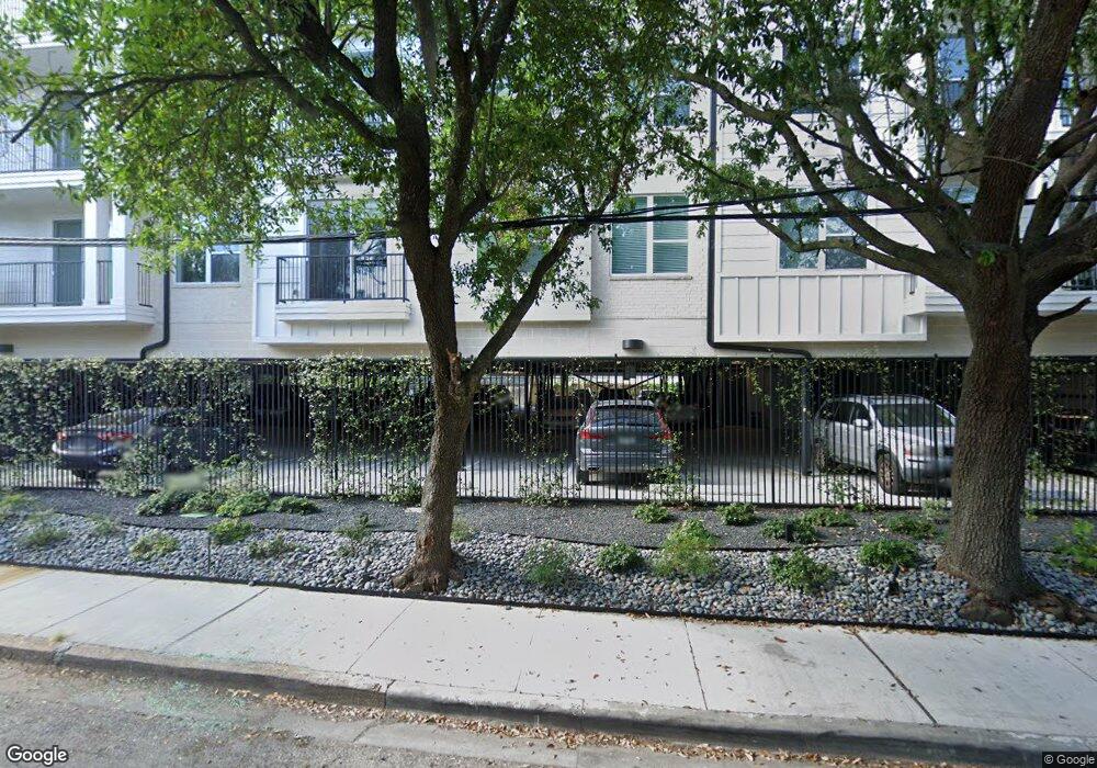 608 E 6th 1/2 St, Houston, TX 77007 - photo 1