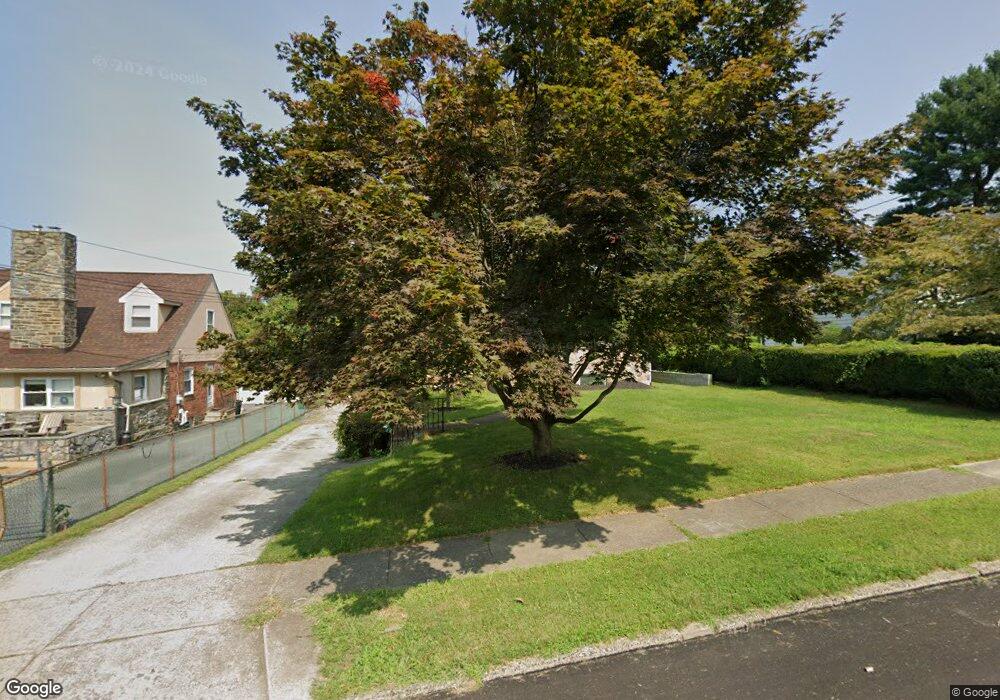 1624 Ashton Rd, Havertown, PA 19083 - photo 1