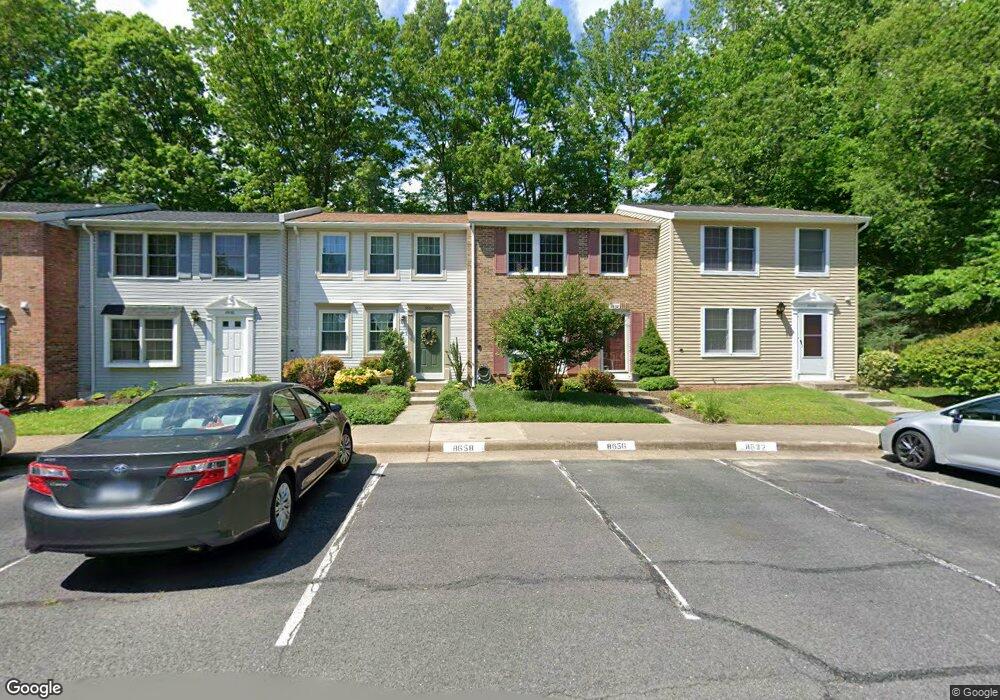 8652 Maple Glen Ct, Springfield, VA 22153 - photo 1