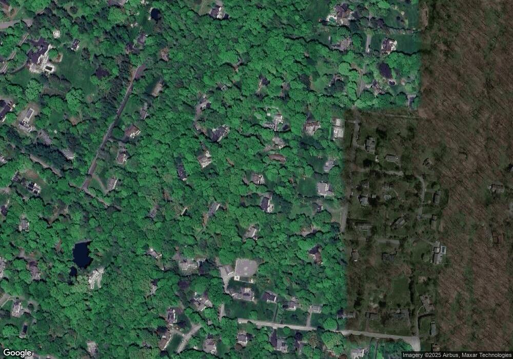 19 Mohegan Dr, Chappaqua, NY 10514 - photo 1