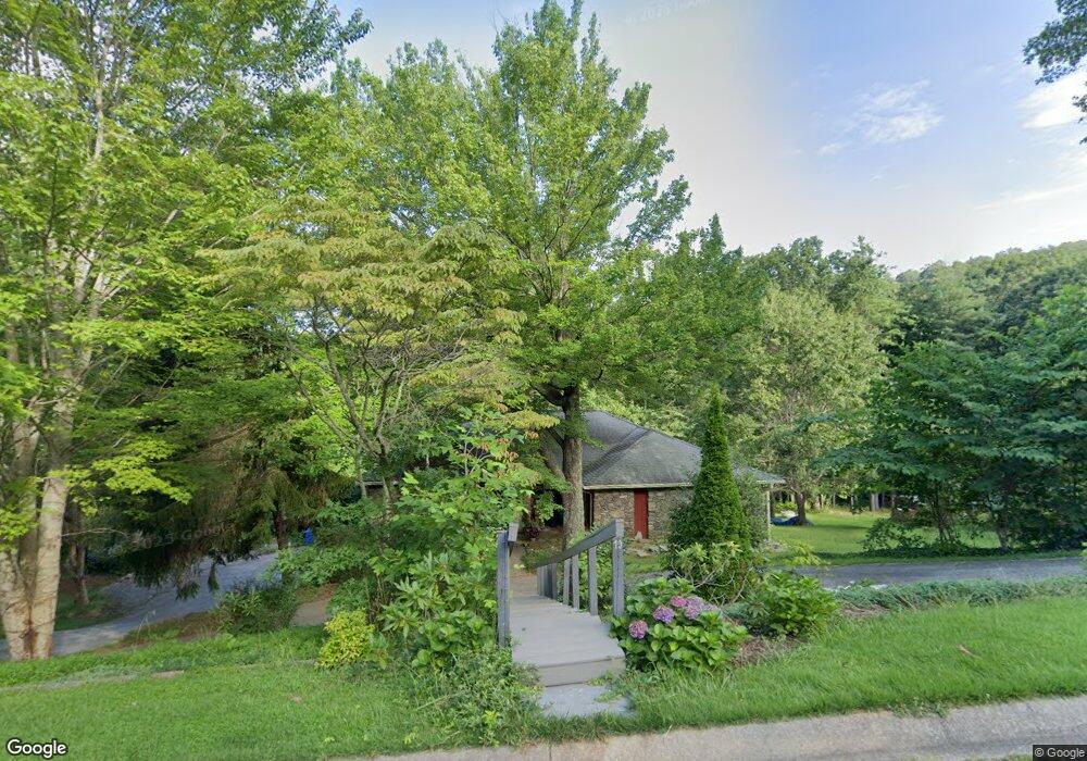 10 Elmwood Ln, Asheville, NC 28803 - photo 1