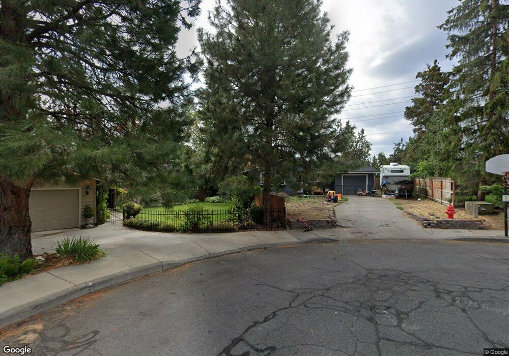 948 SE Morton Ct, Bend, OR 97702 - photo 1