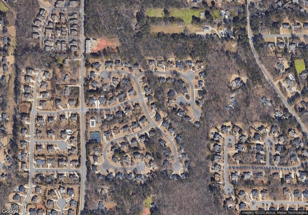 2090 Knightsbridge Way, Alpharetta, GA 30004 - photo 1