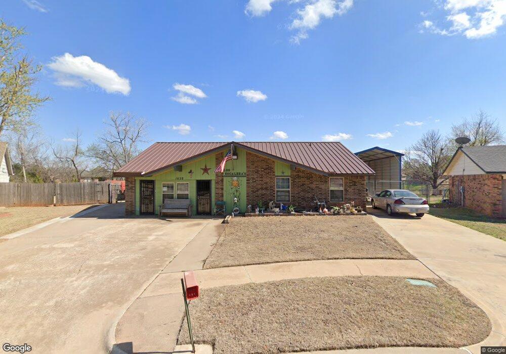 1628 NE 8th St, Moore, OK 73160 - photo 1