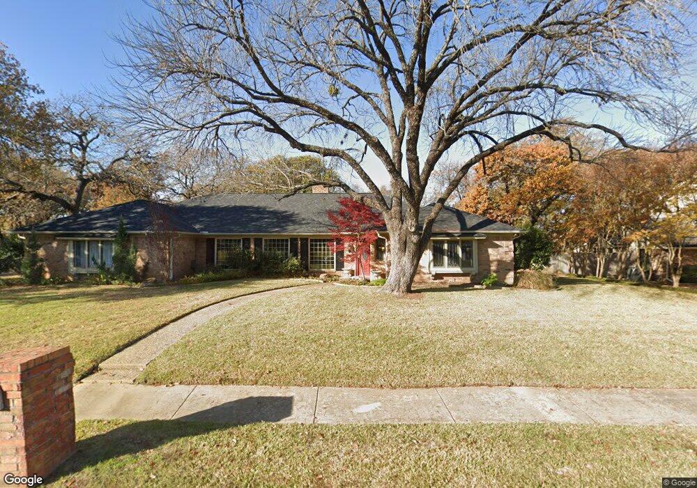 3801 Cambridge Cir W, Bedford, TX 76021 - photo 1