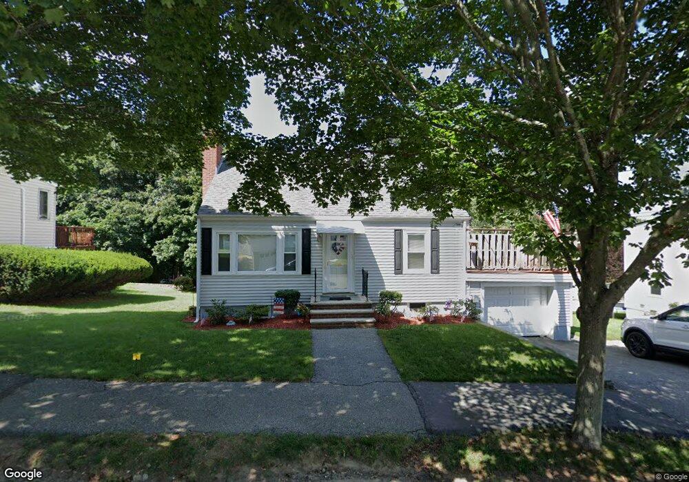 14 Elizabeth Rd, Stoneham, MA 02180 - photo 1