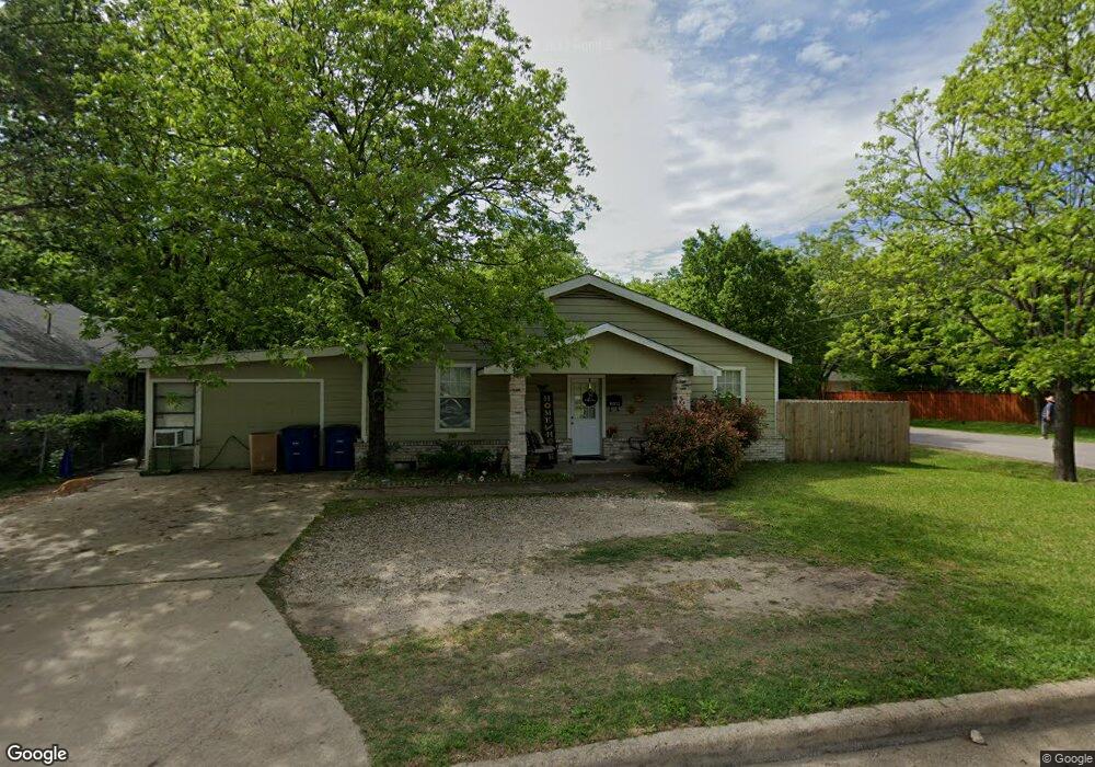 509 W Milam St, Ennis, TX 75119 - photo 1