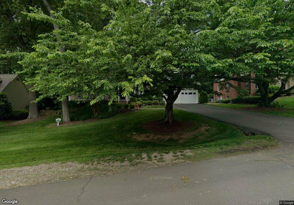 10802 Glen Mist Ln, Fairfax, VA 22030 - photo 1