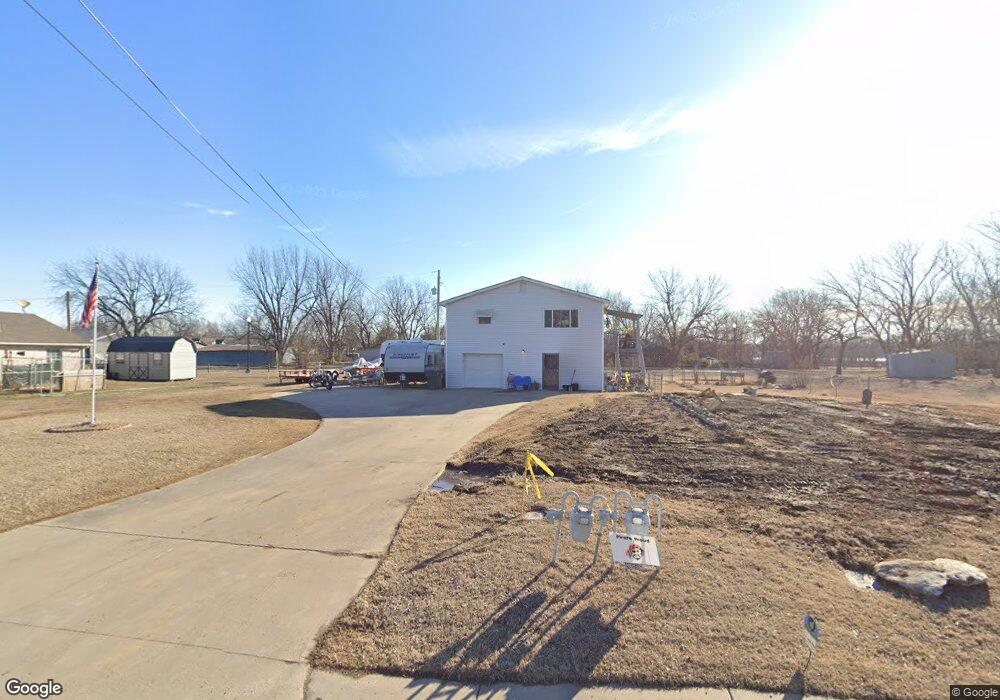 213 N Cincinnati Ave, Sperry, OK 74073 - photo 1