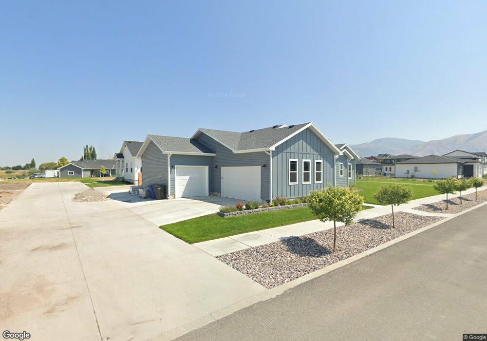 26 N 830 W, Hyrum, UT 84319 - photo 1
