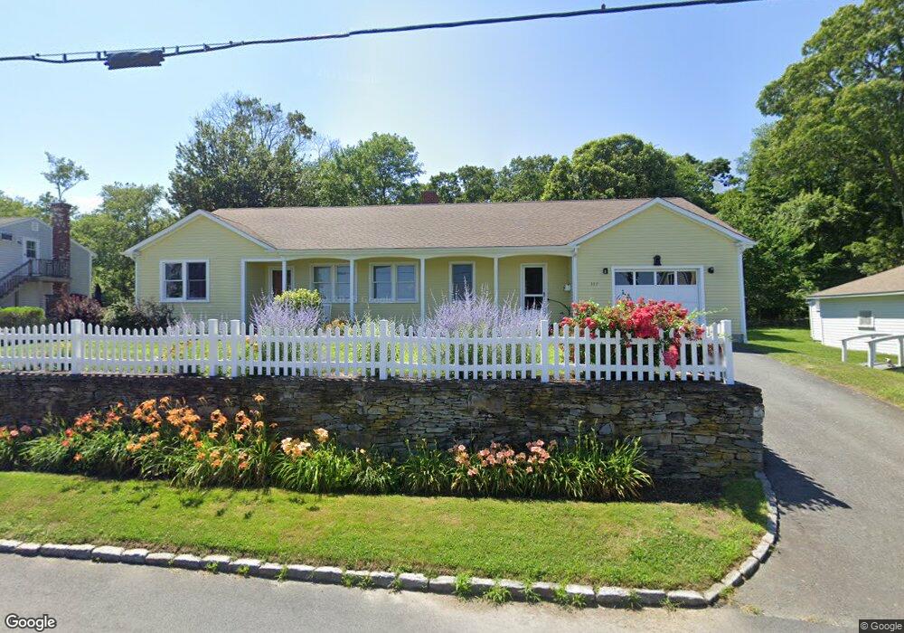 397 Seaview Ave, Warren, RI 02885 - photo 1