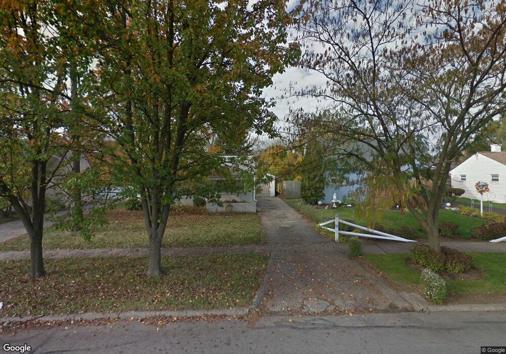 1211 Beechwood Rd, Columbus, OH 43227 - photo 1