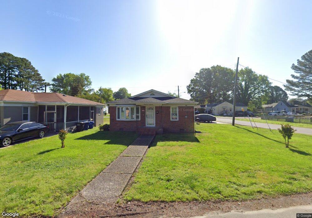 2429 Staunton Ave, Portsmouth, VA 23704 - photo 1