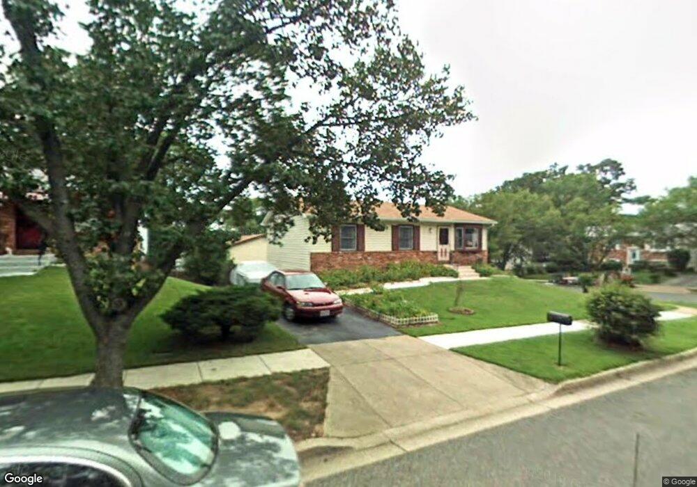 5601 Westgate Rd, Lanham, MD 20706 - photo 1