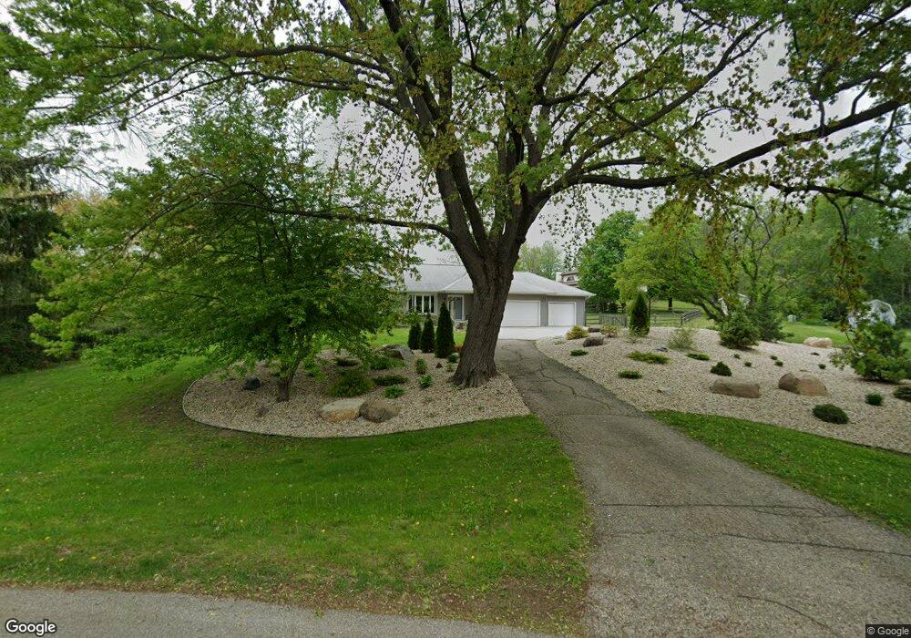 5676 Concord Dr, Fitchburg, WI 53575 - photo 1