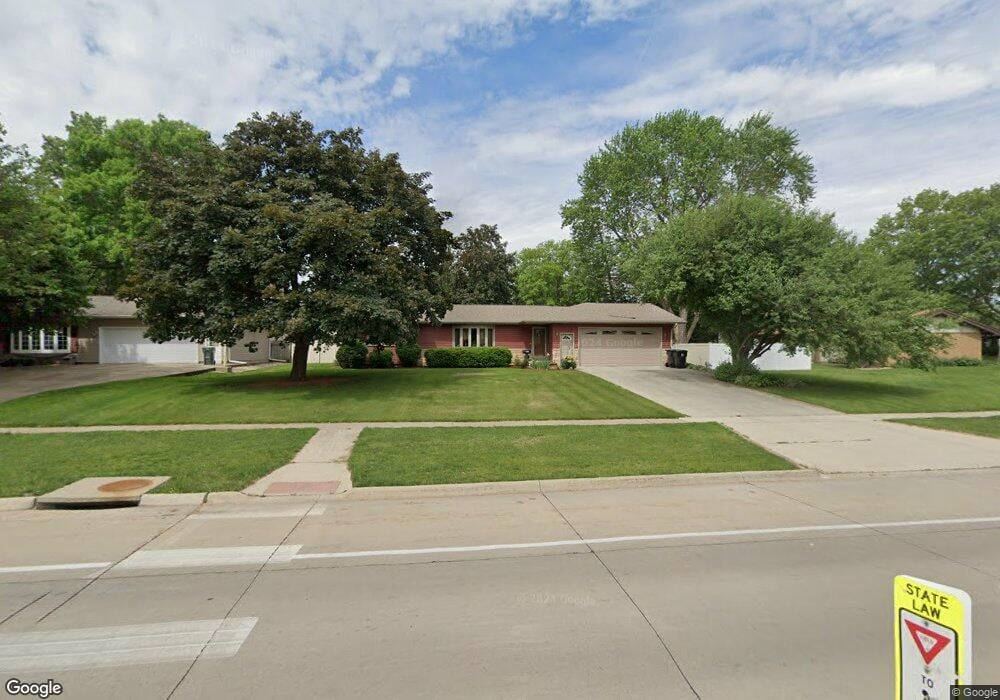 4029 Rownd St, Cedar Falls, IA 50613 - photo 1