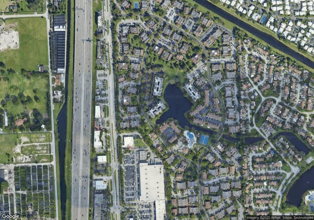 6701 SW 116th Ct unit 203, Miami, FL 33173 - photo 1