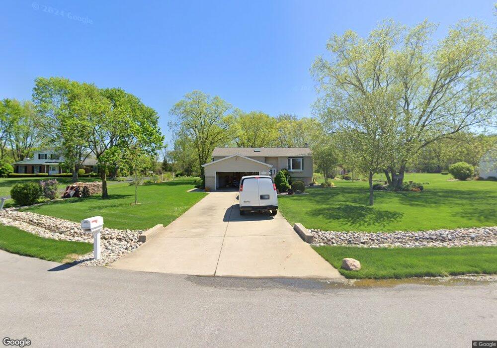 7567 W Mill Ct, Hobart, IN 46342 - photo 1