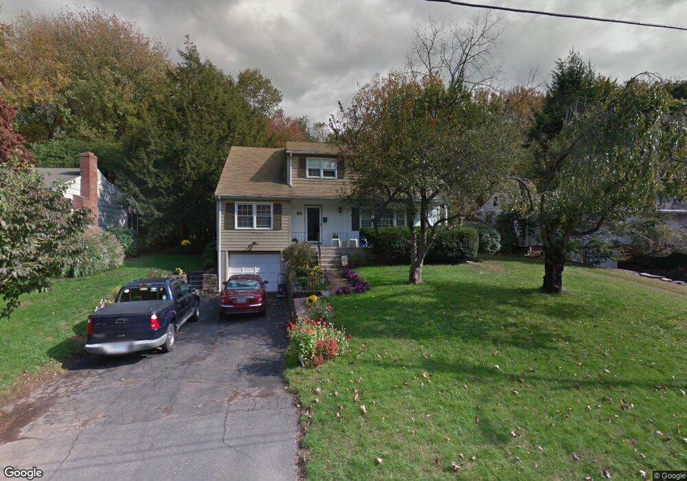 150 Hyde Rd, West Hartford, CT 06117 - photo 1